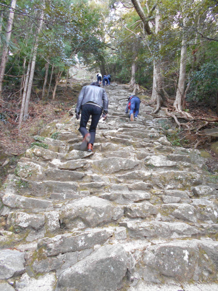 和歌山 神倉神社 神降臨の聖地でいただける御朱印とは 御朱印 アクセス 駐車場情報 神社巡り