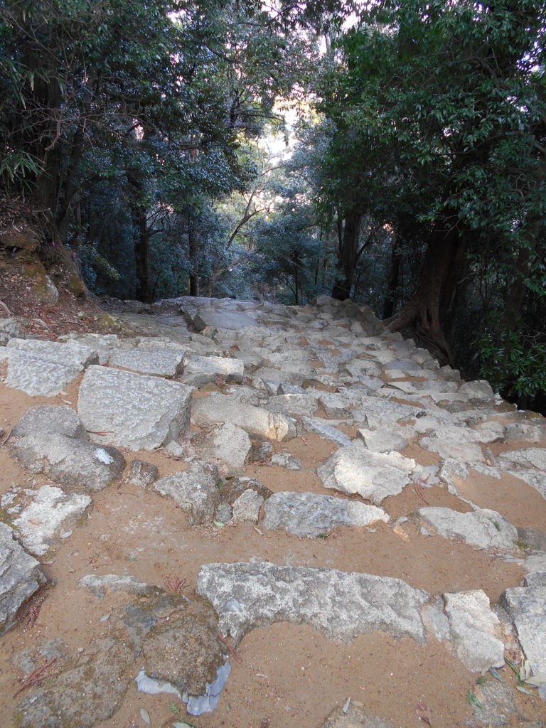 和歌山 神倉神社 神降臨の聖地でいただける御朱印とは 御朱印 アクセス 駐車場情報 神社巡り