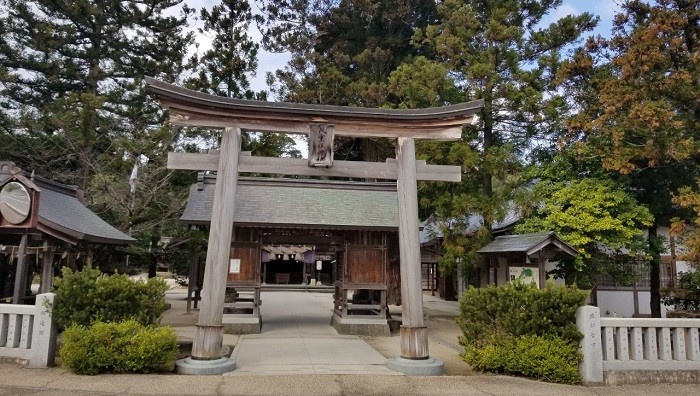 島根 八重垣神社 鏡の池で良縁を占う 縁結び占い が有名な恋愛成就のパワースポット 御朱印 アクセス 駐車場情報 神社巡り