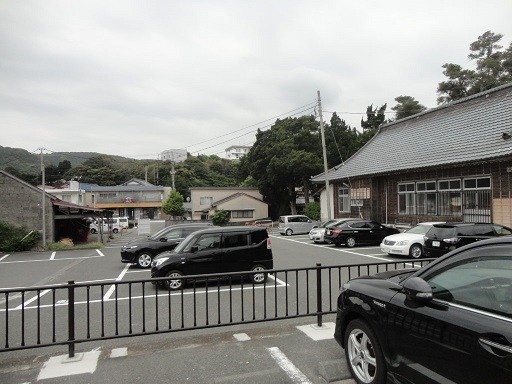白濱神社の駐車場
