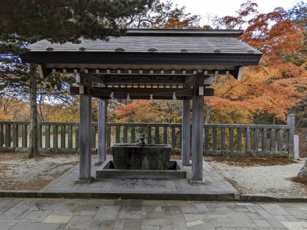 那須温泉神社の手水舎